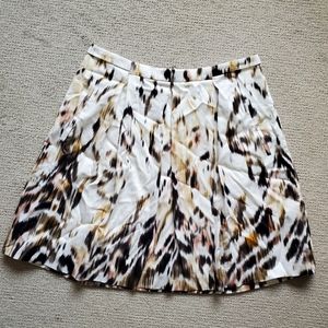 Elie Tahari skirt- pockets!